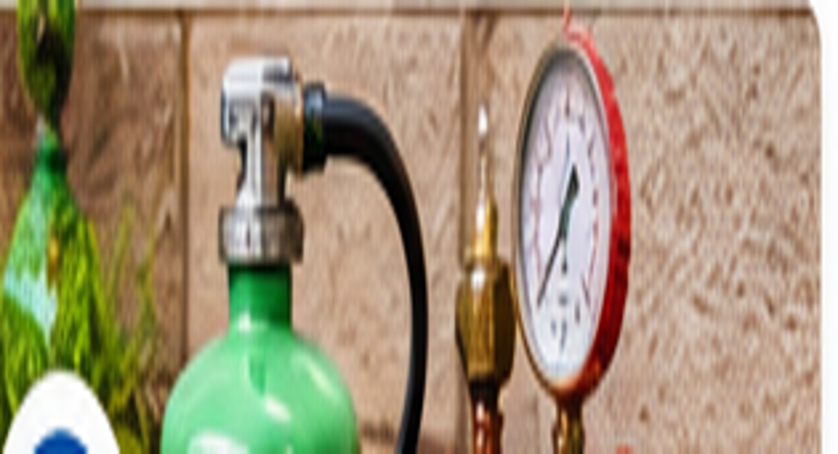 Tracer gas equipment used for difficult-to-locate line leak detection